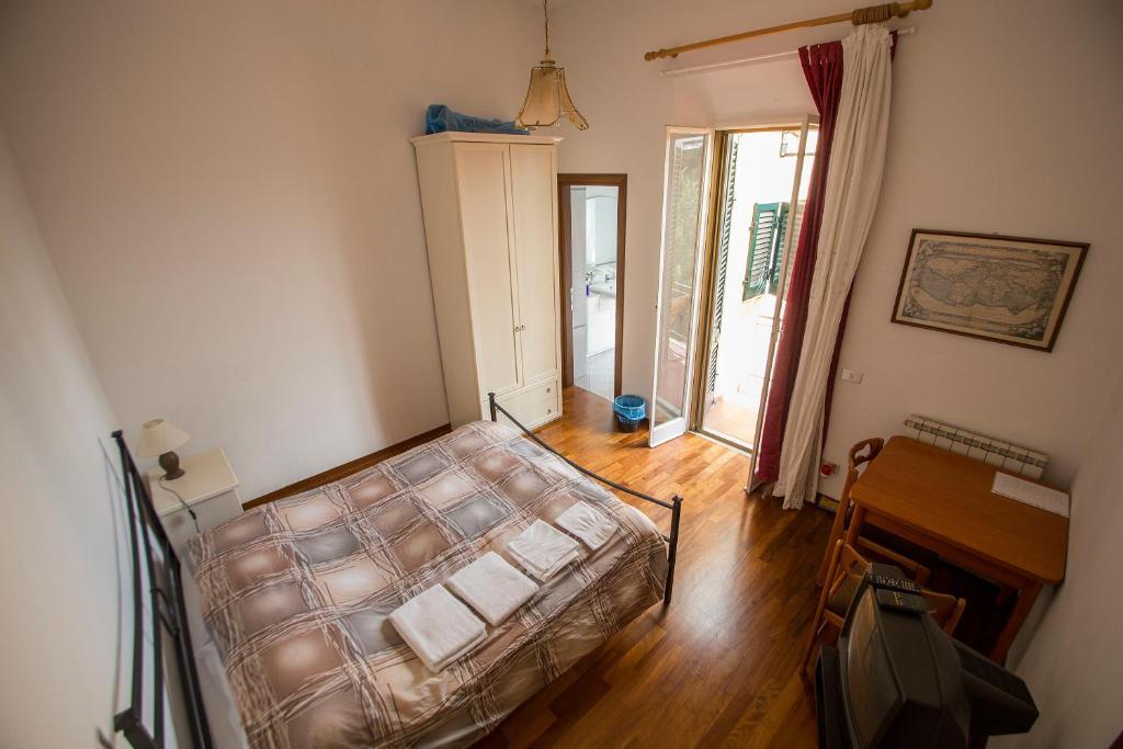 Tower'S Garden Bed & Breakfast Pisa Phòng bức ảnh